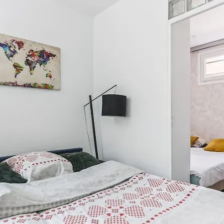 Douillet, Confort Proche De Paris Créteil